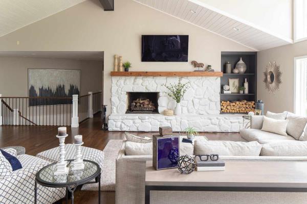 Large living room with vaulted ceiling.